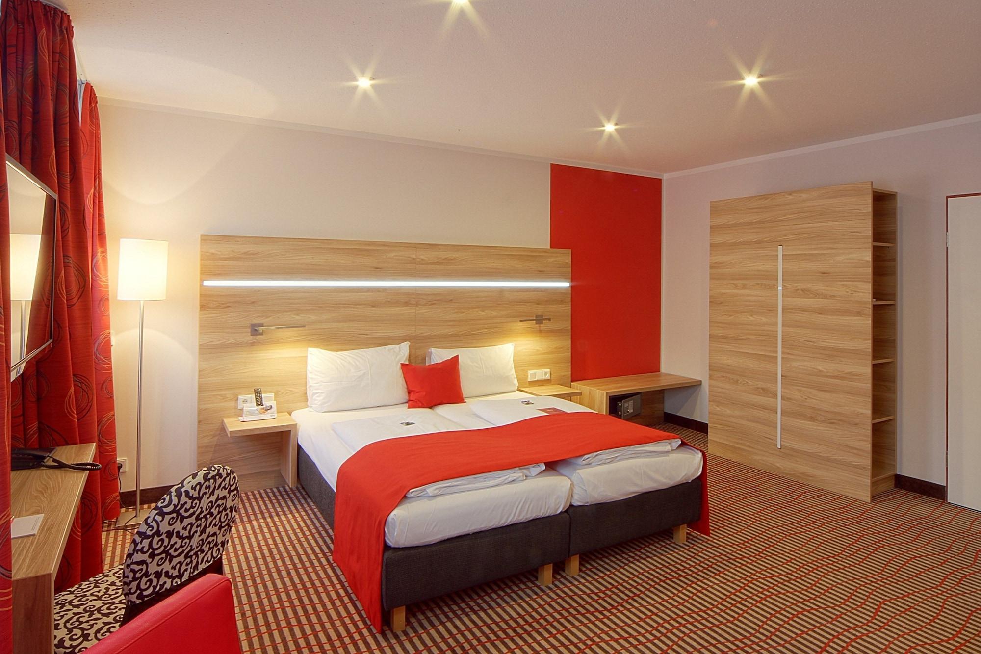 ดาส ไซเดิล - โฮเต็ล แอนด์ ทากุง - มึนเชิน เวสต์ Hotel พุคไฮม์ ภายนอก รูปภาพ