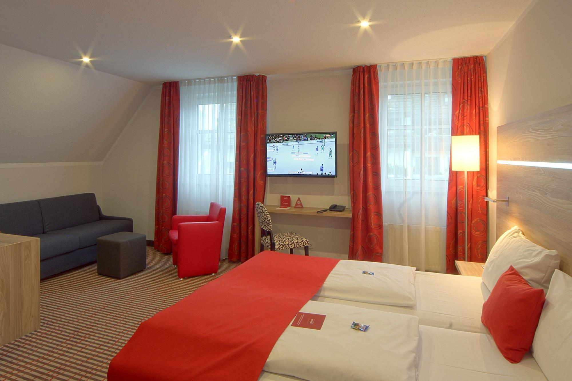 ดาส ไซเดิล - โฮเต็ล แอนด์ ทากุง - มึนเชิน เวสต์ Hotel พุคไฮม์ ภายนอก รูปภาพ