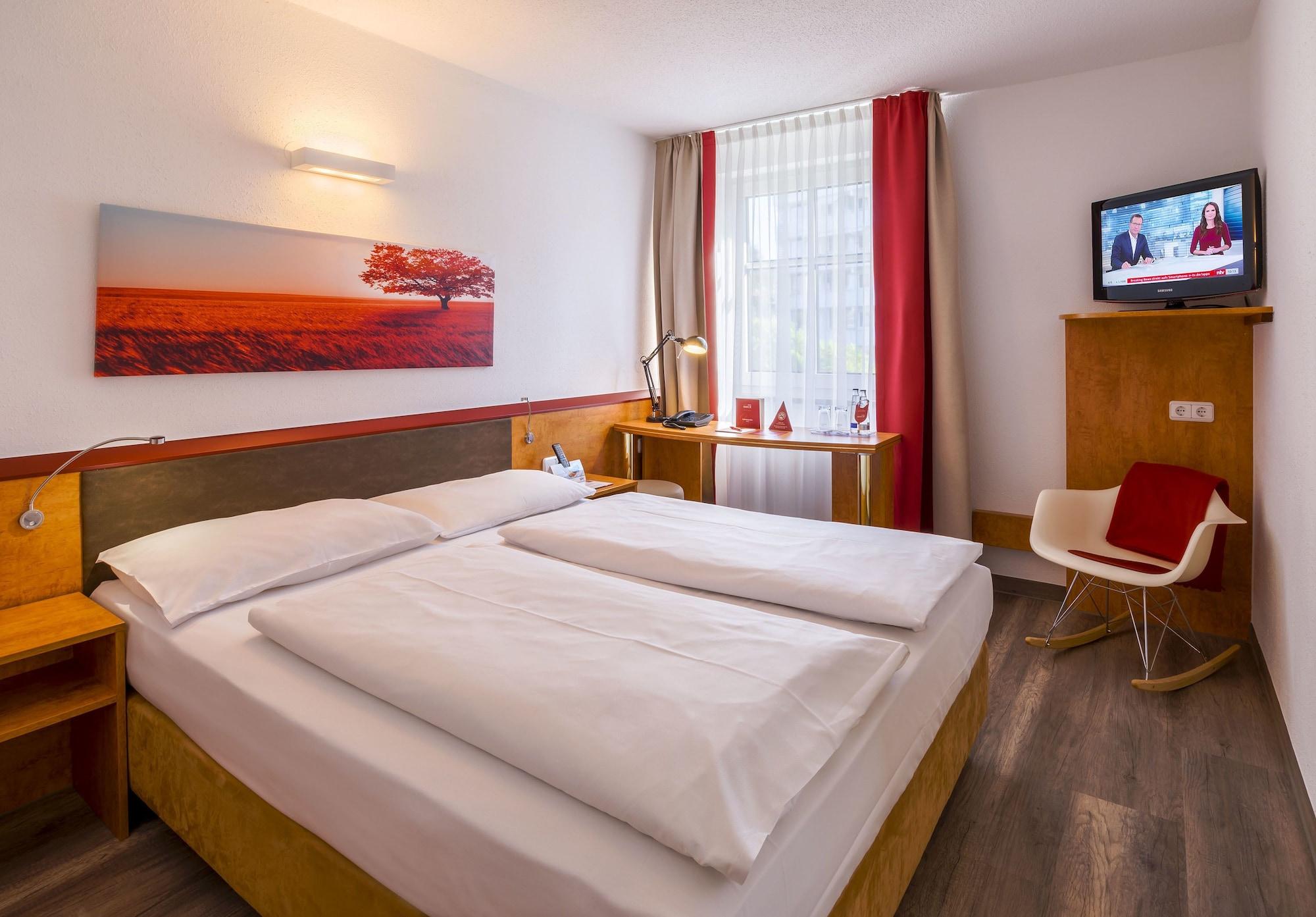 ดาส ไซเดิล - โฮเต็ล แอนด์ ทากุง - มึนเชิน เวสต์ Hotel พุคไฮม์ ภายนอก รูปภาพ